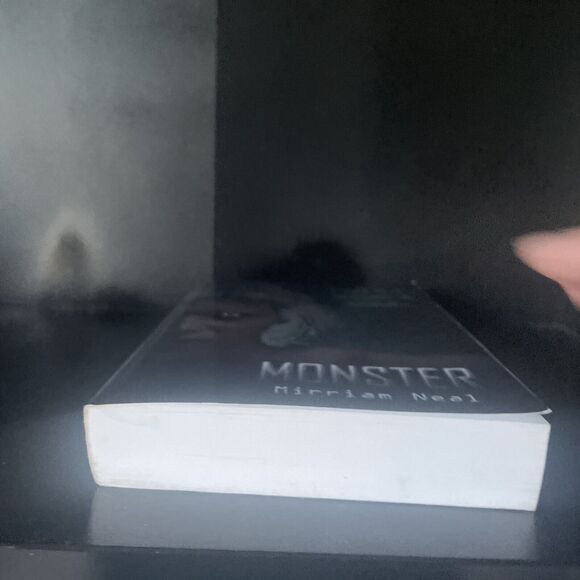 Monster by Mirriam Neal - Signed - Picture 5 of 12